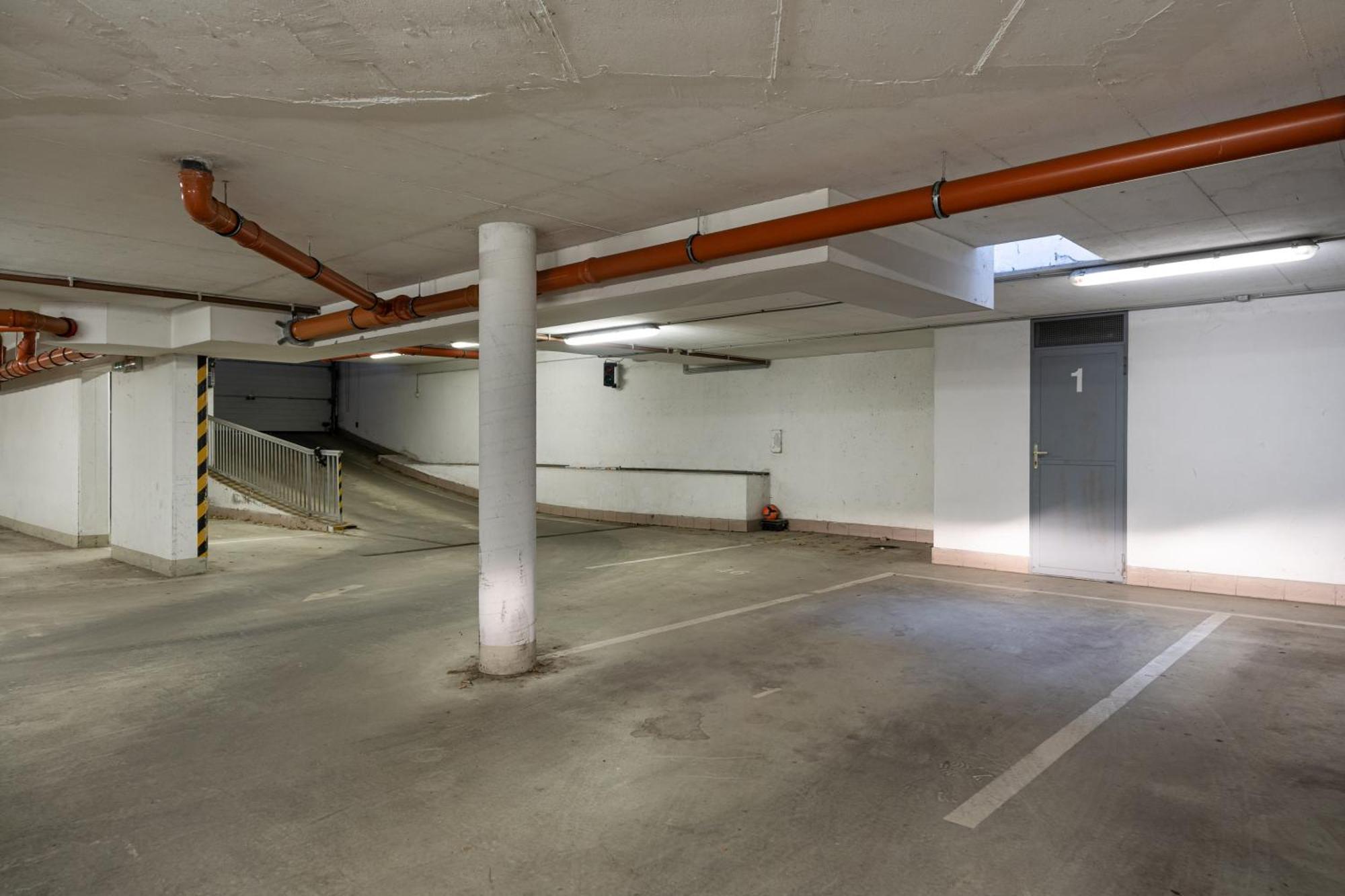Molly's - 2 Bdrms, Terrace, Parking Apartment