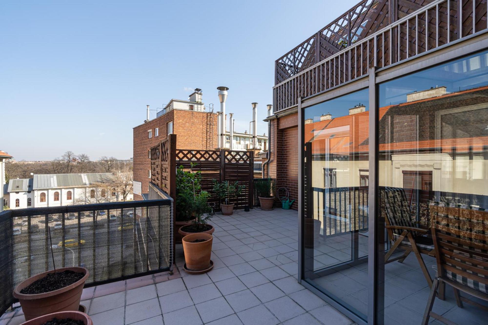 Apartment Molly's - 2 Bdrms, Terrace, Parking Budapest