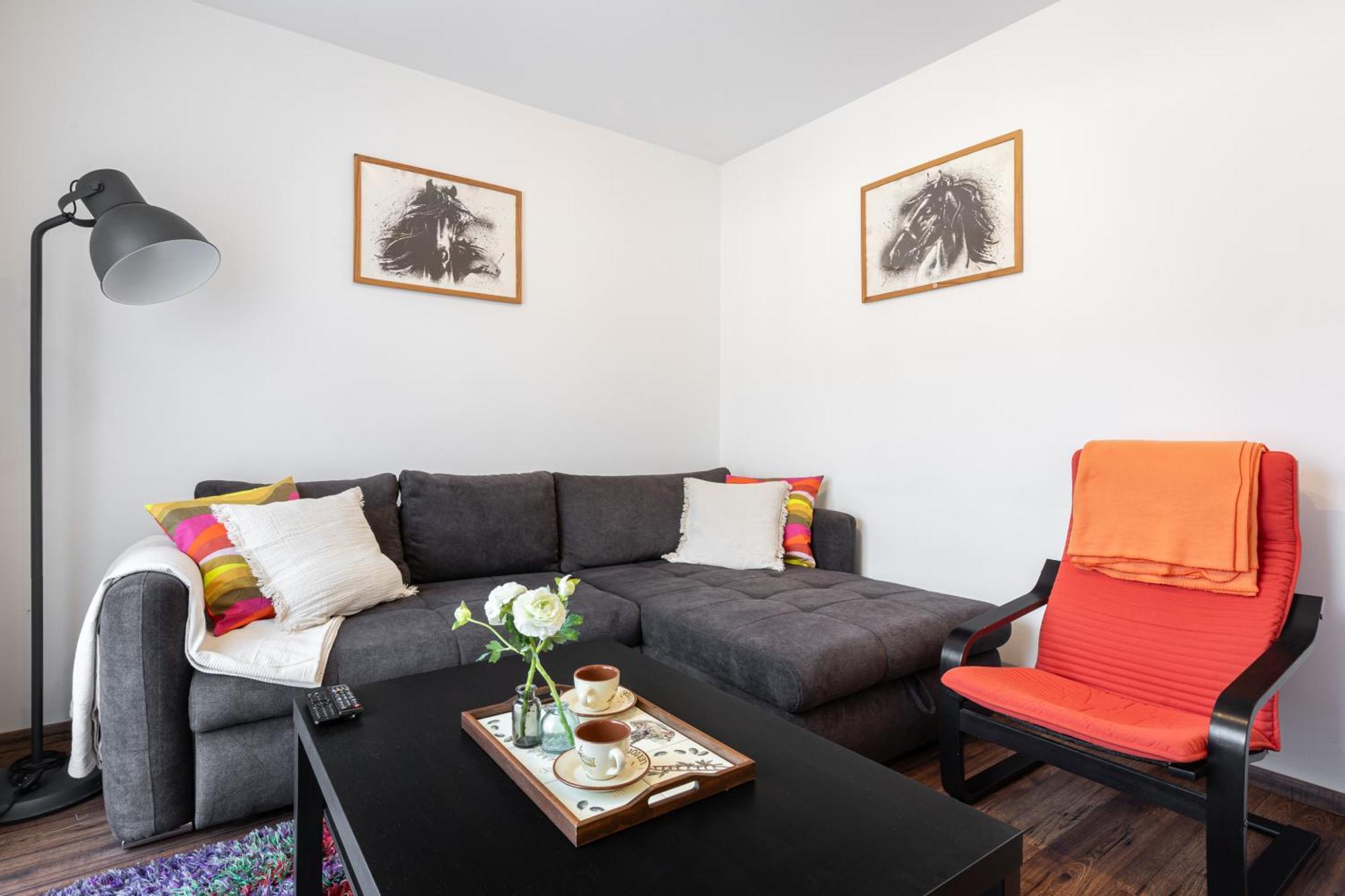 Molly's - 2 Bdrms, Terrace, Parking Budapest